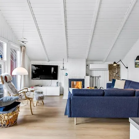 Egbert - 900m From The Sea By Interhome